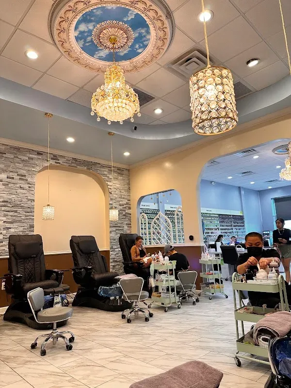 Sparkle Nails & Spa — Nail salon in Chambersburg
